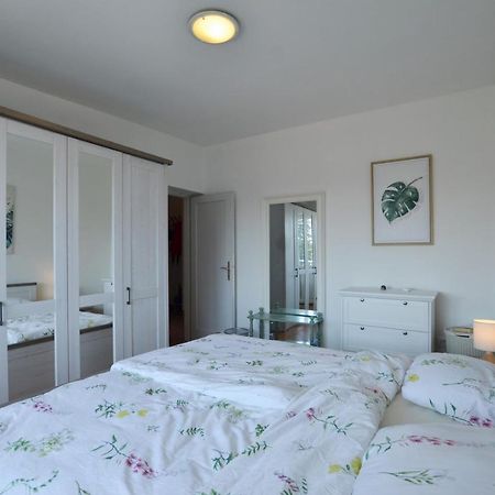 רוביני Sarah Apartment מראה חיצוני תמונה